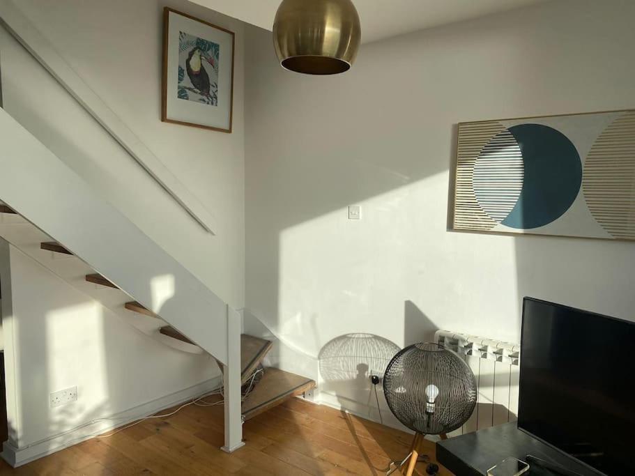 Central Sea View Maisonette Hastings Eksteriør bilde